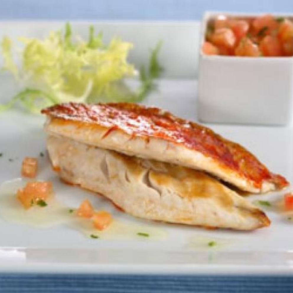 Pesce alla griglia con vinaigrette