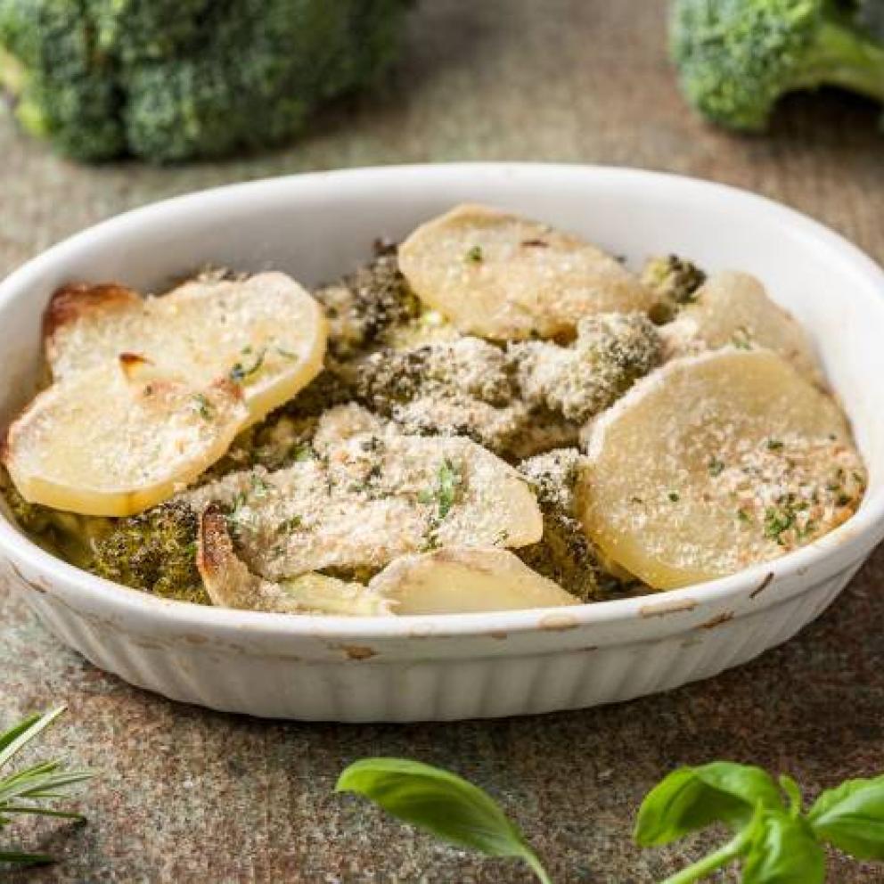 Patate e broccoli al forno