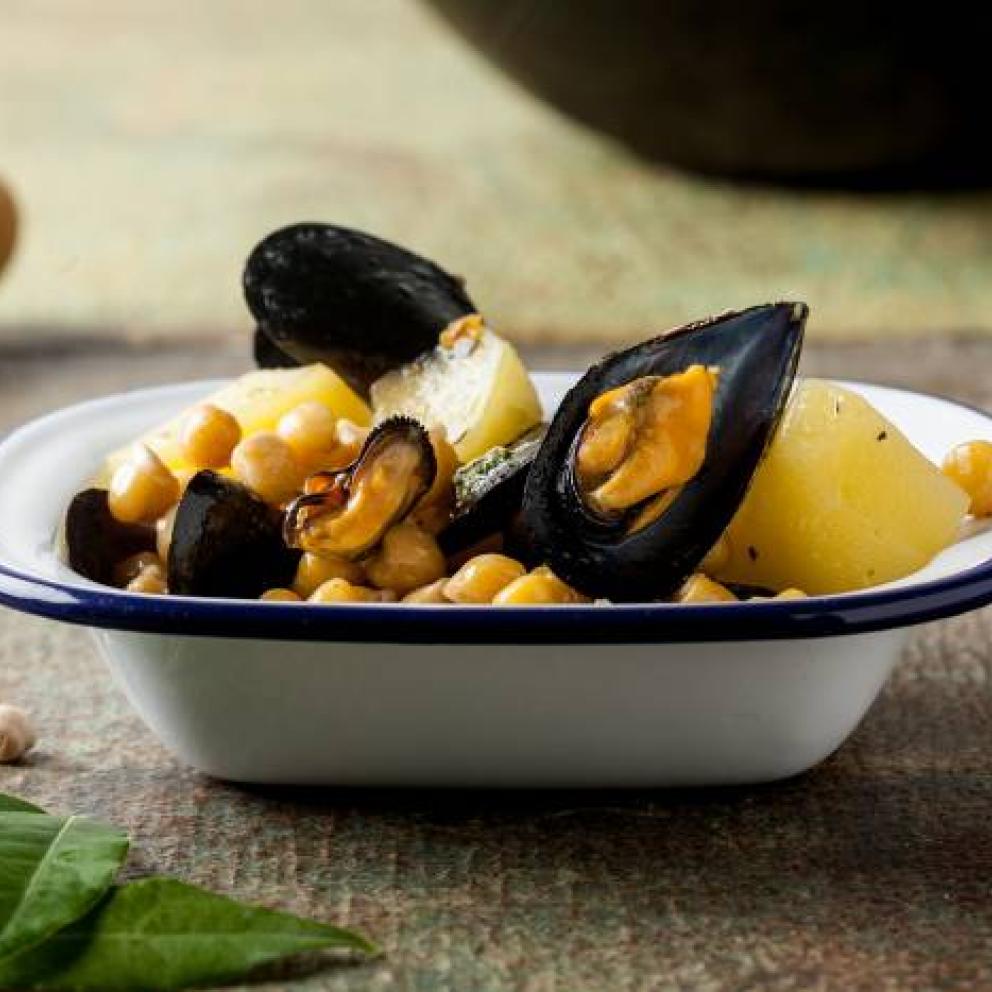 Ceci patate e cozze